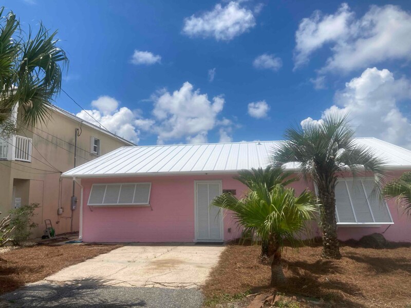 Foto principal - 72 Gulf View Dr
