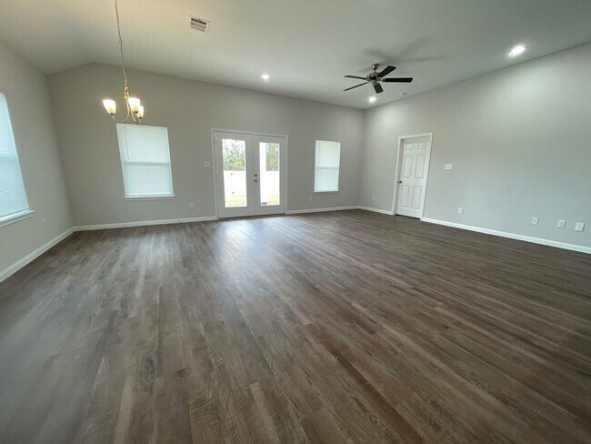 Foto del edificio - 1059 Rd 5736