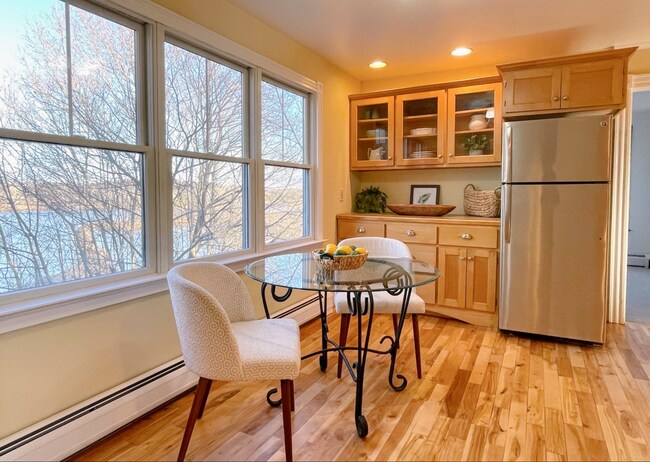 Building Photo - 147 Cleaves St