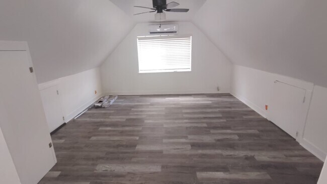 Building Photo - 507 Magnolia St