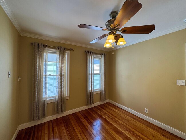 Foto del edificio - 61 Clarendon Ave