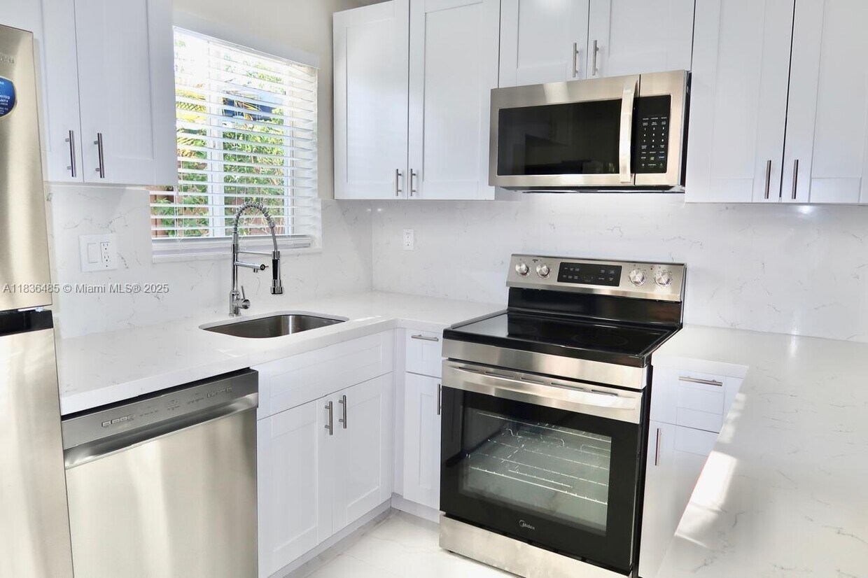 Foto principal - 110 SW 20th Ave