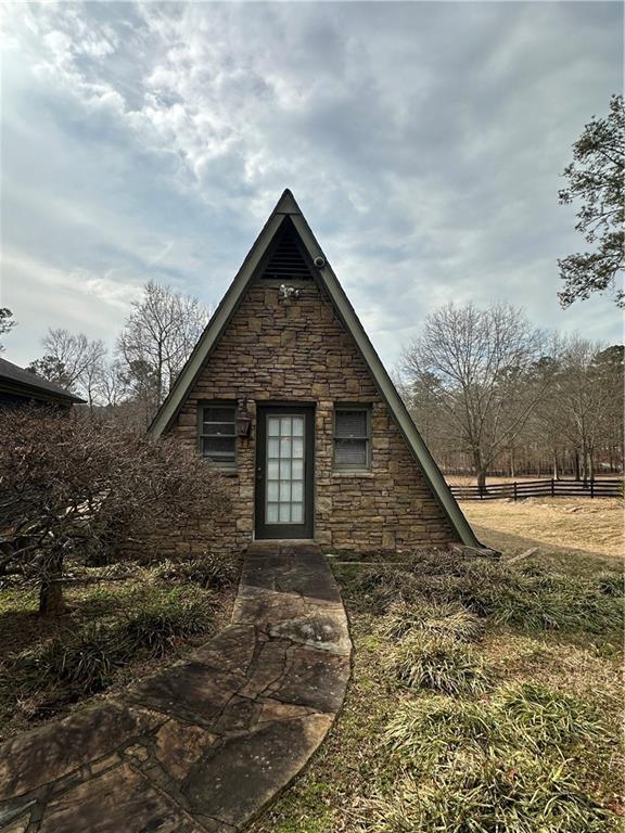 Building Photo - 4984 Donald Dr