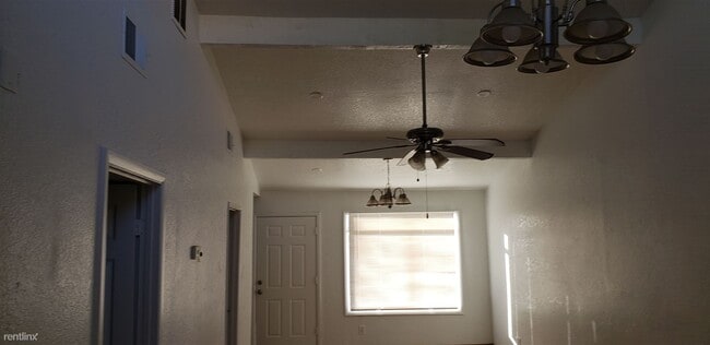 Building Photo - 2 br, 1 bath House - 8824 N 2nd St West
