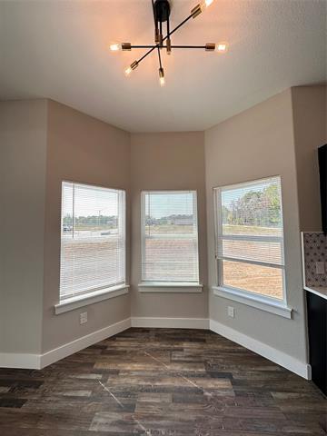 Building Photo - 817 Nata Ln