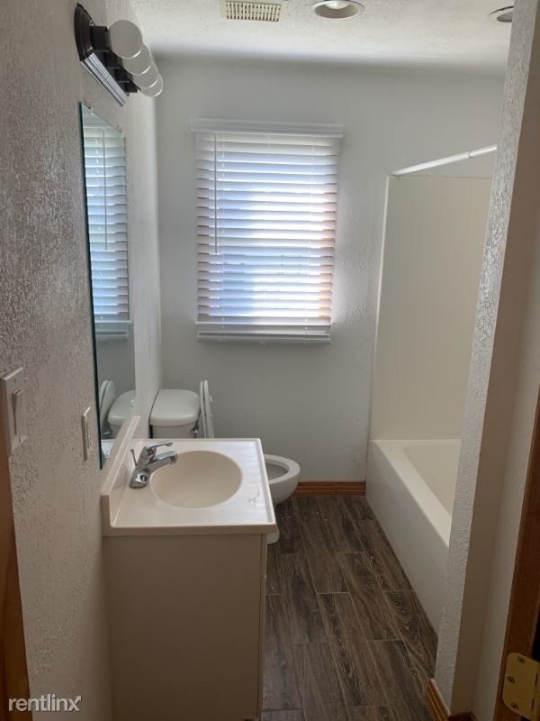 Building Photo - 4 br, 2 bath House - 6321 S Warren St
