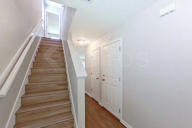 Foto del edificio - 1303 Mull St