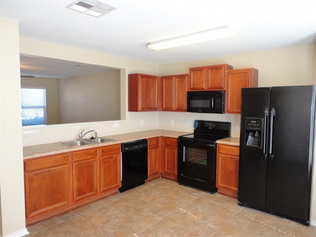 Building Photo - 115 Karrie Dr