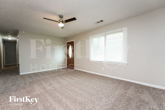 Building Photo - 1408 Meadowind Ct SW