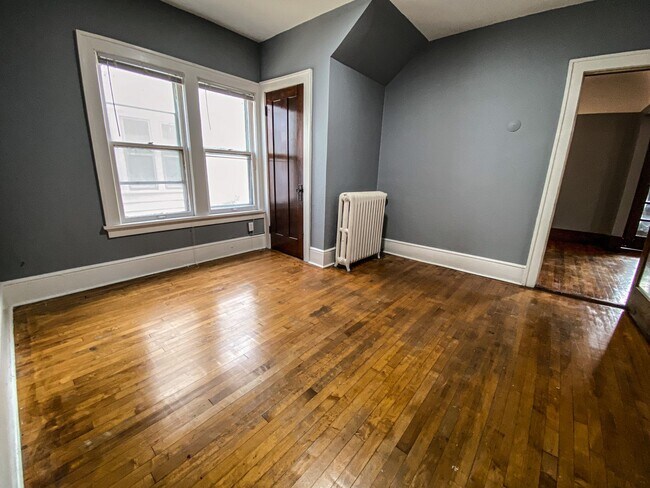 Foto del edificio - 2207-2209 N 48th Street - Duplex