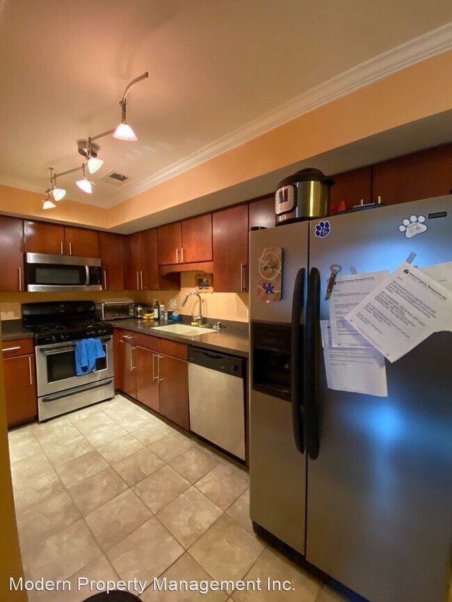 Building Photo - 2 br, 1 bath House - 155 Virginia Avenue #203