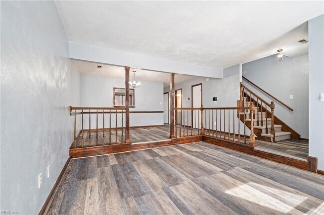 Foto del edificio - 5496 Lynbrook Landing