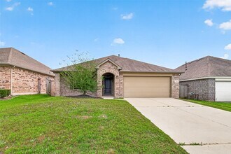 Building Photo - 2754 Little Caney Way