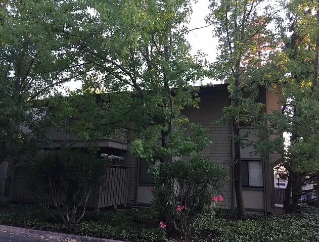 Exterior - 1493 Marchbanks Dr