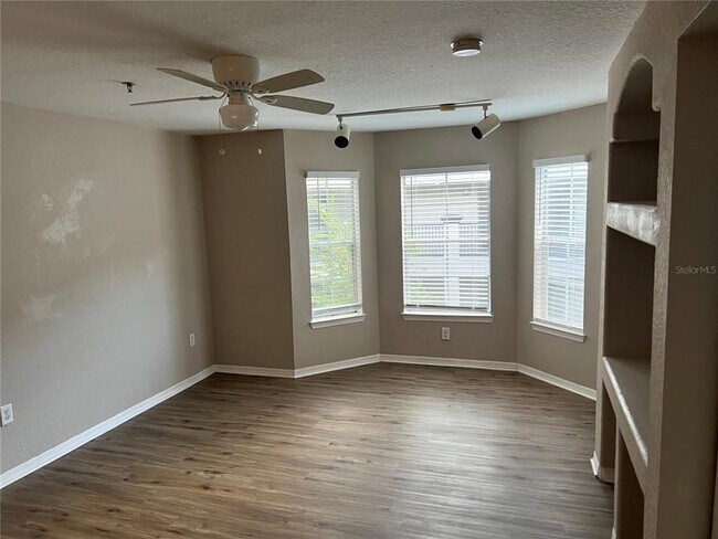Foto del edificio - 8517 Sea Harbour Ln