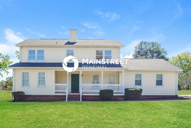 Building Photo - 4 Bedroom Pet-Friendly Home in HUNTSVILLE, AL with Main Street Renewal