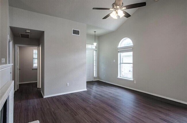 Foto del edificio - 3320 Cave Dome Path