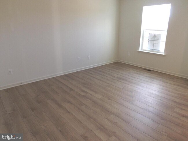 Foto del edificio - 42 Belmont Pl