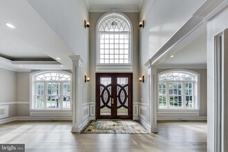 Building Photo - 3104 Sleepy Hollow Rd