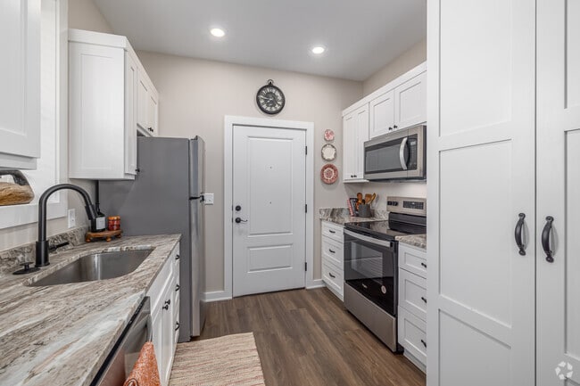 Studio - 432SF - Kitchen - The Cottages at Ashton