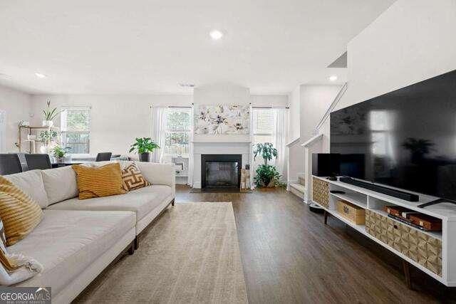 Foto del edificio - 5184 Barberry Ave