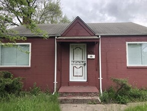 Building Photo - 2962 W 13th Ave