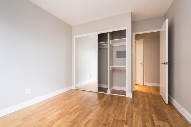 Photo du bâtiment - 95 Jameson Ave