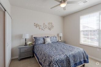 Bedroom - One Glenn Place
