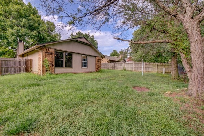 Building Photo - Fantastic Broken Arrow property now up for rent