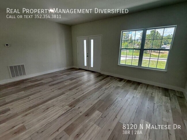 Foto del edificio - 8120 N Maltese Dr