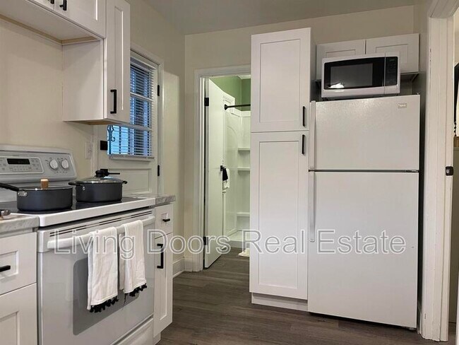 Foto del edificio - 4538 Knox St