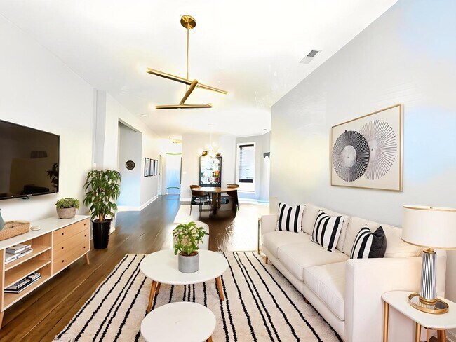 Foto del edificio - 2523 N Kimball Ave