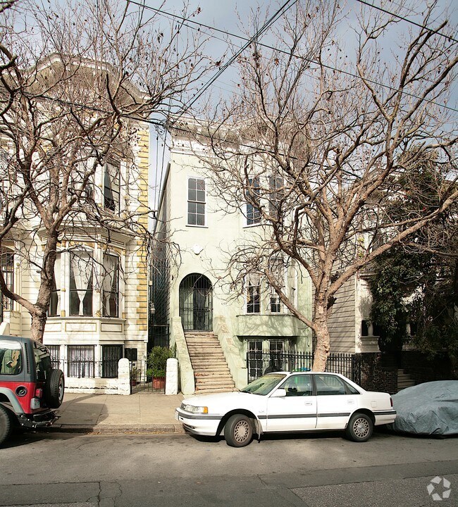 Building Photo - 640-642 Hayes St