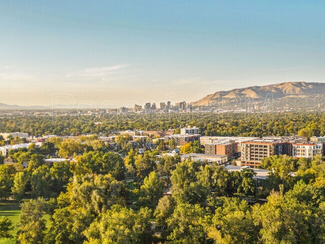 Foto del edificio - 1140 Parkway Ave