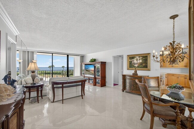 Foto del edificio - 100 Ocean Trail Way