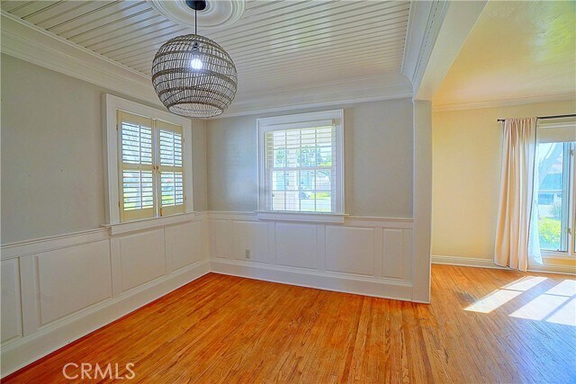 Building Photo - 4545 Oakwood Pl