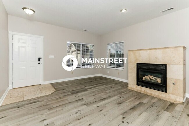 Building Photo - 3 Bedroom Pet-Friendly Home in Greenwood, IN with Main Street Renewal
