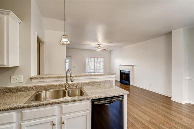 Foto del edificio - 4006 New London Court, Old Hickory, TN, 37138