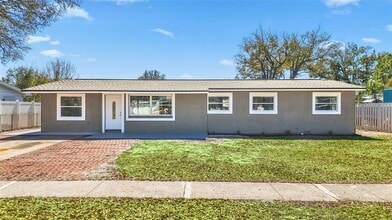 Building Photo - 4418 W Fairview Heights