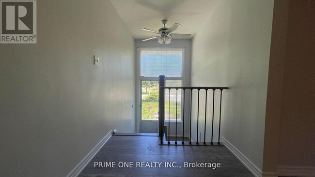 Building Photo - 164 Meadowvale Rd