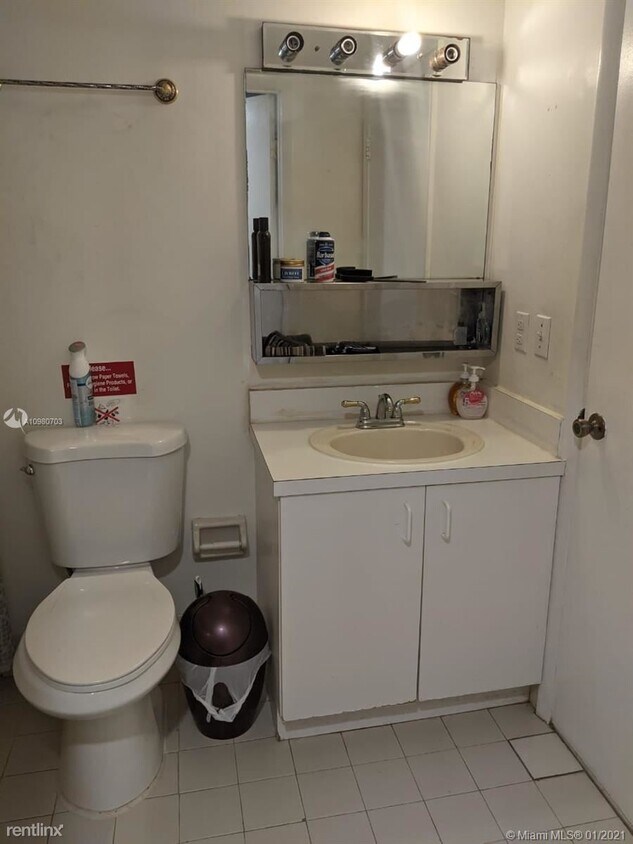 Primary Photo - 3 br, 2 bath Condo - 7261 NW 16th St