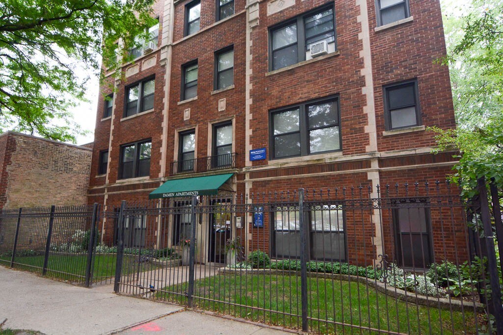 Foto principal - 4551 N Damen Ave