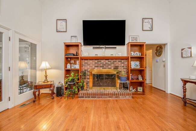 Foto del edificio - 28900 Deercroft Dr