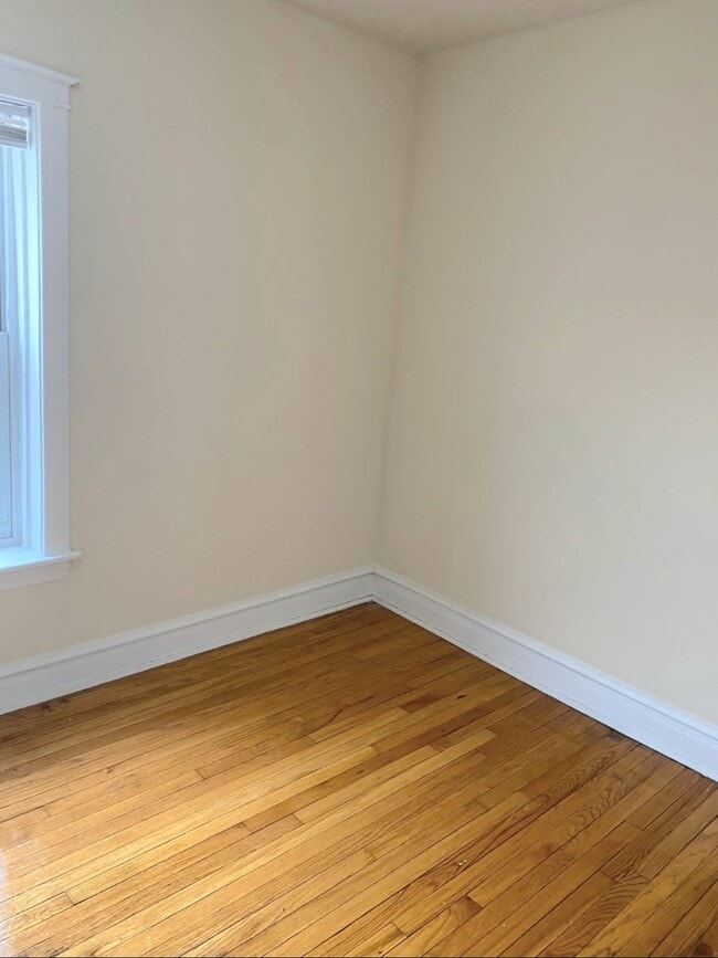 Foto del edificio - 4935 W 18th St