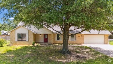 Building Photo - 8405 S Kalanchoe Ave