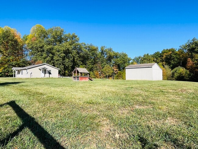 Building Photo - 2027 E County Rd 1100 N