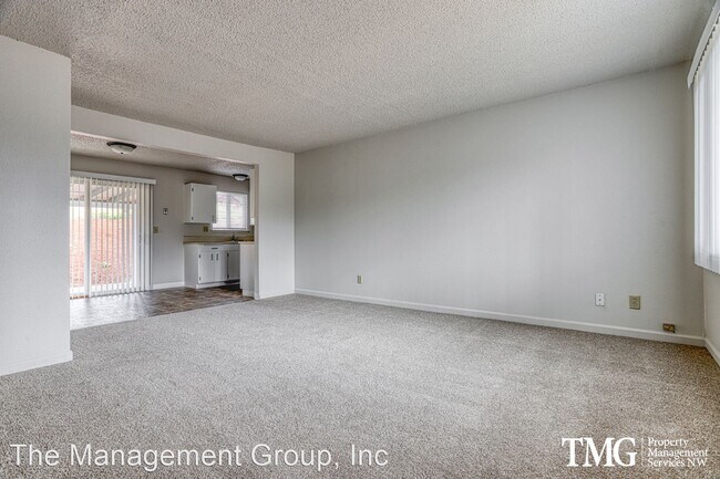 Foto del edificio - 3 br, 1 bath House - 7312 NW 1st Avenue