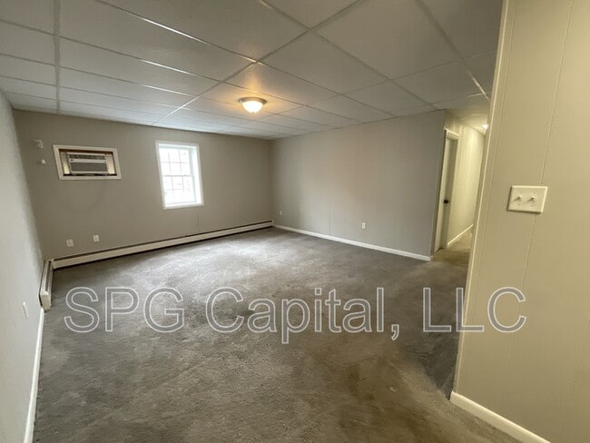 Building Photo - 51 Chambersburg St