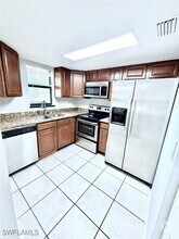 Building Photo - 1420 Green Valley Cir