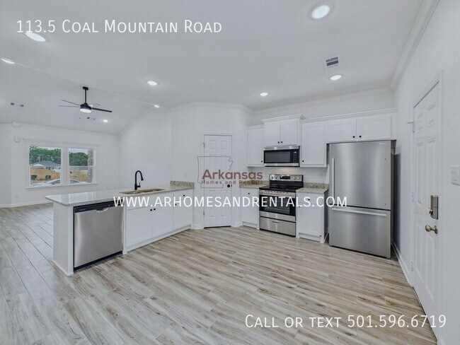 Foto del edificio - 113.5 Coal Mountain Rd